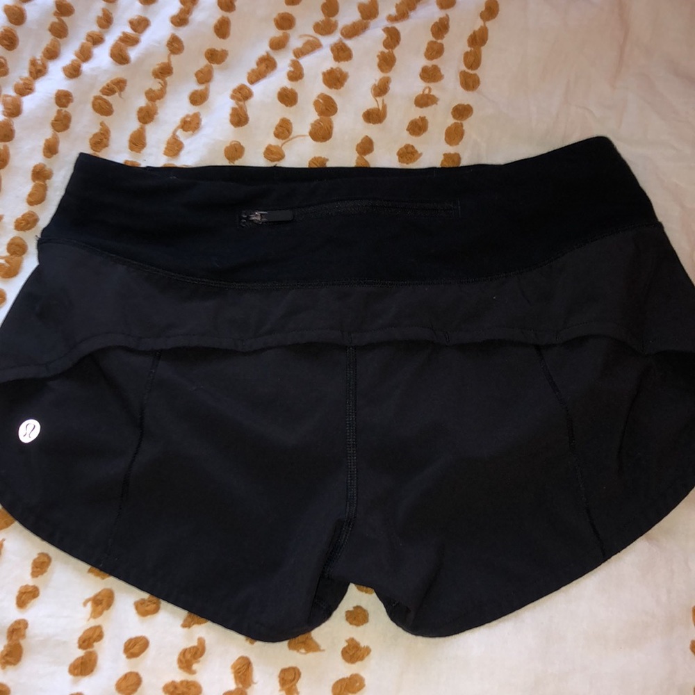LULULEMON SHORT - Picture 2 of 2